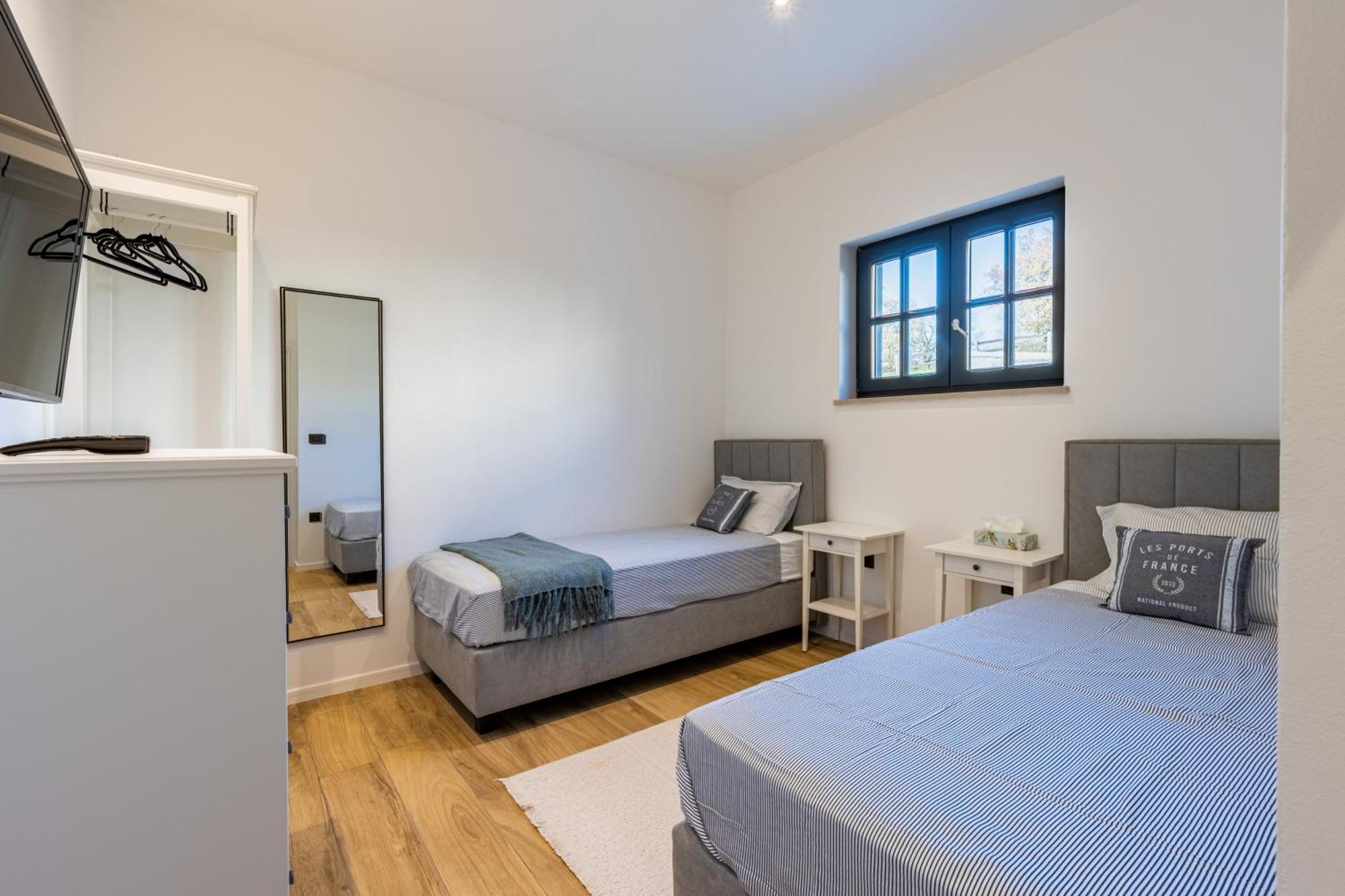 Vista - New Entry 2025 * Pula