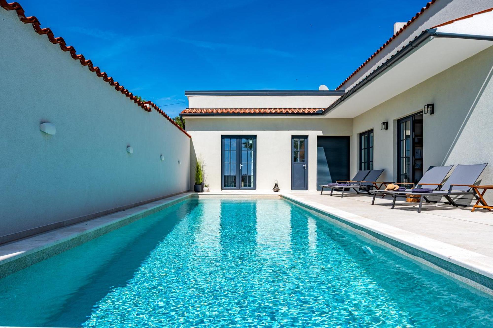 Vista - New Entry 2025 Villa Pula